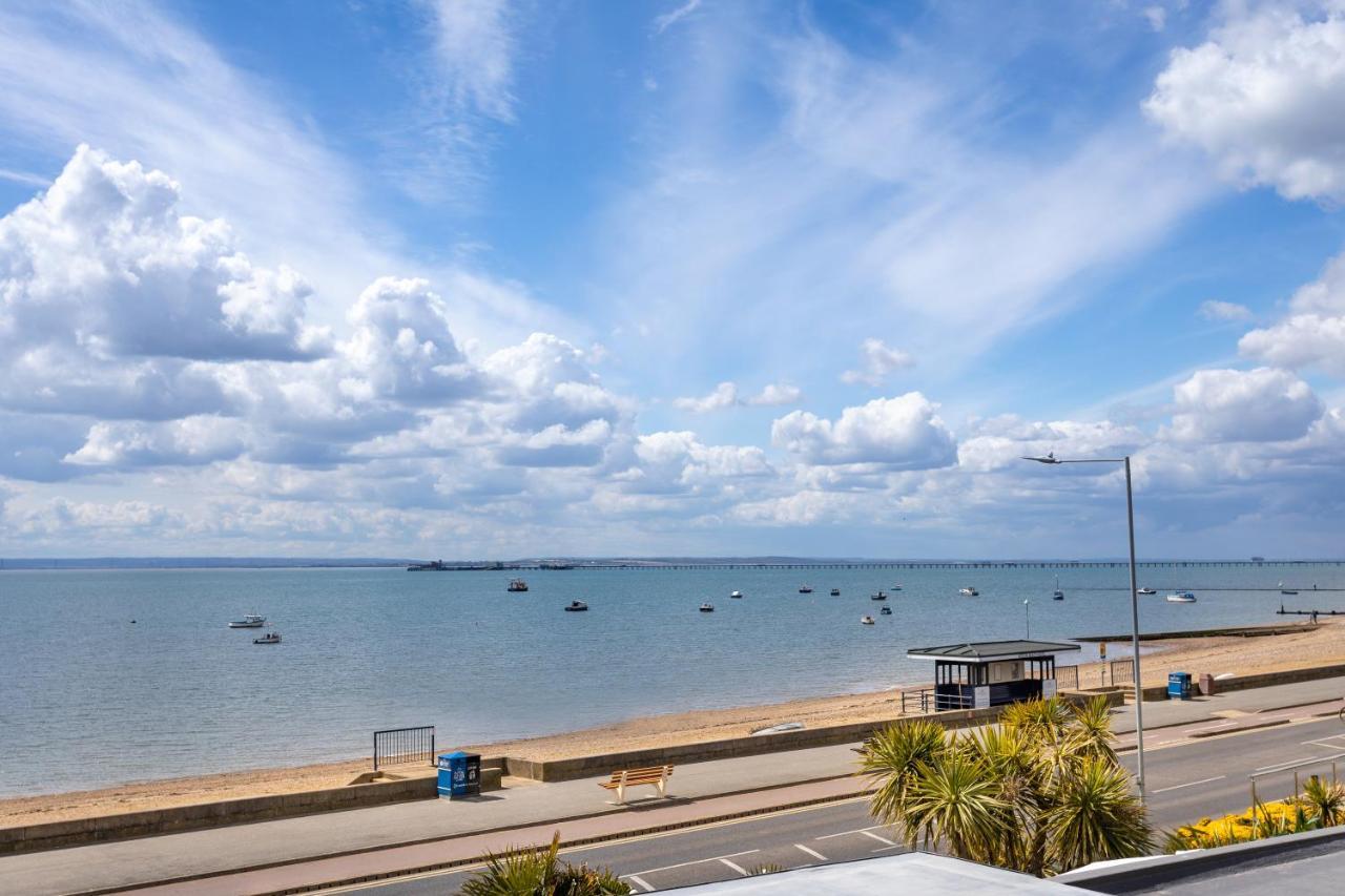 Roslin Beach Hotel Southend-on-Sea Esterno foto