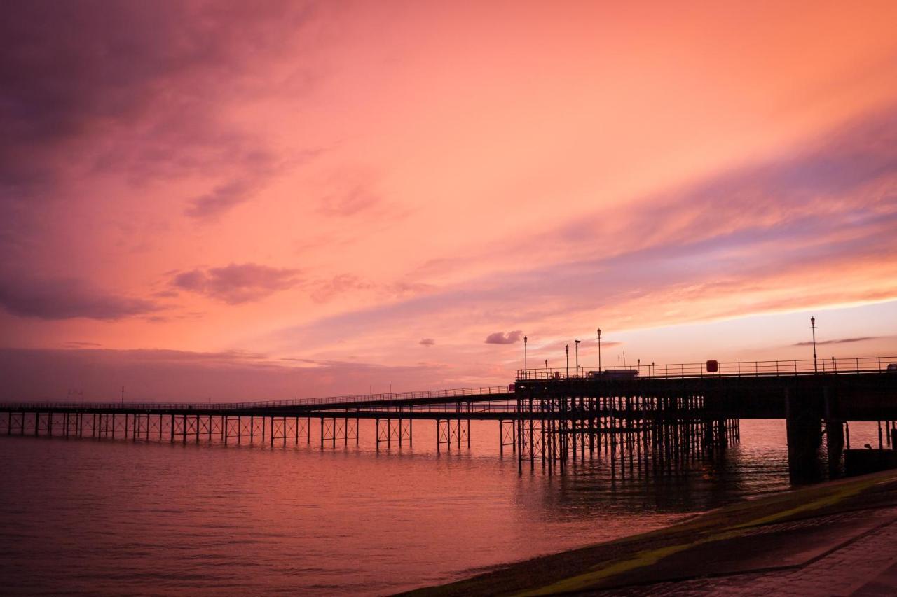 Roslin Beach Hotel Southend-on-Sea Esterno foto